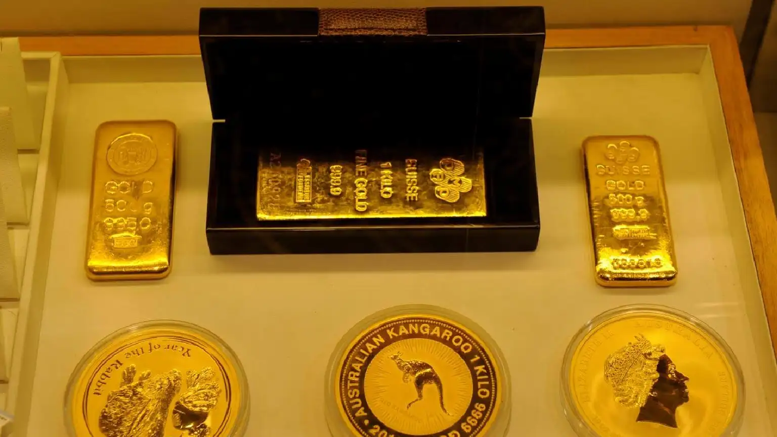 Gold IRA, Silver IRA, Precious Metals IRA, Buy Gold, Buy Silver, Invest In Gold, Invest In Silver, Gold Investment, Silver Investment, Precious Metals Investment, Gold Home Delivery, Silver Home Delivery, Platinum Investment, Palladium Investment, Diversify Retirement Portfolio, Hedge Against Inflation, Safe Haven Investments